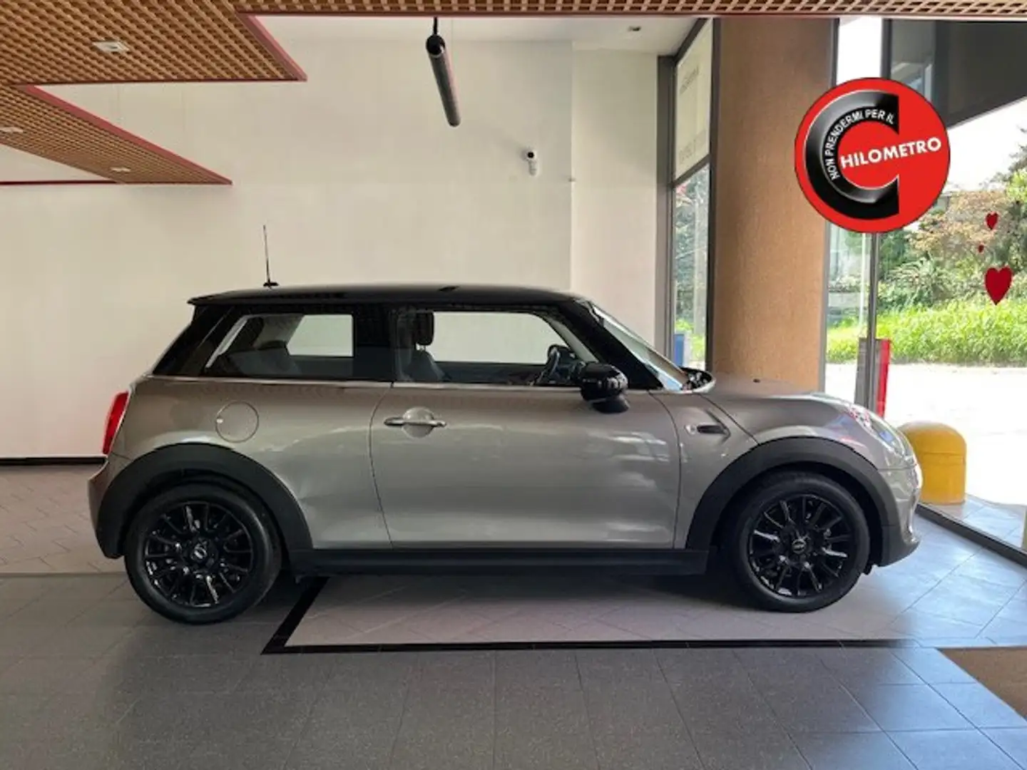 MINI Cooper D F55-F56 2014 1.5 3p CAMBIO AUTOMATICO Argento - 1