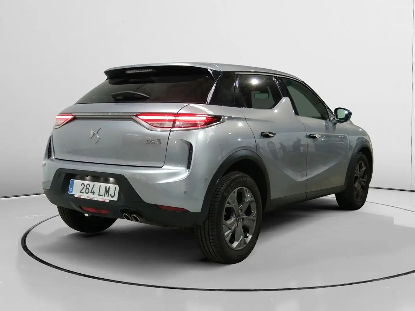 DS Automobiles DS 3 Crossback So Chic Gris - 2
