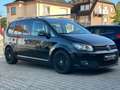 Volkswagen Touran Cup 2,0TDI Pano"SHD"Navi"1.Hand"Schekh"Bi-Xenon Schwarz - thumbnail 1