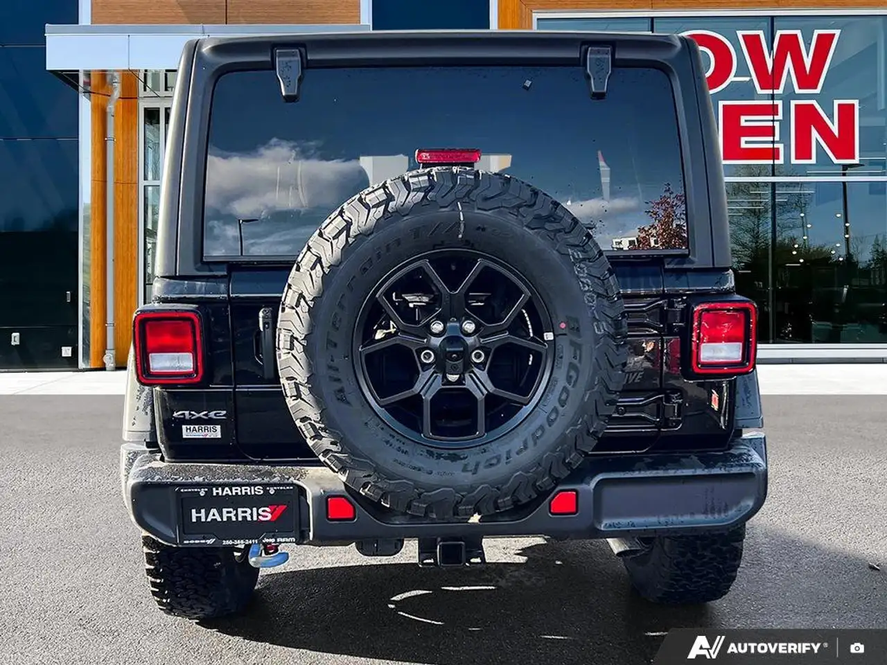 Jeep Wrangler снимка Jeep Wrangler