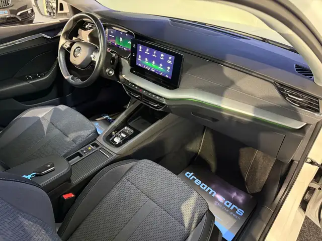 Skoda Octavia view 24