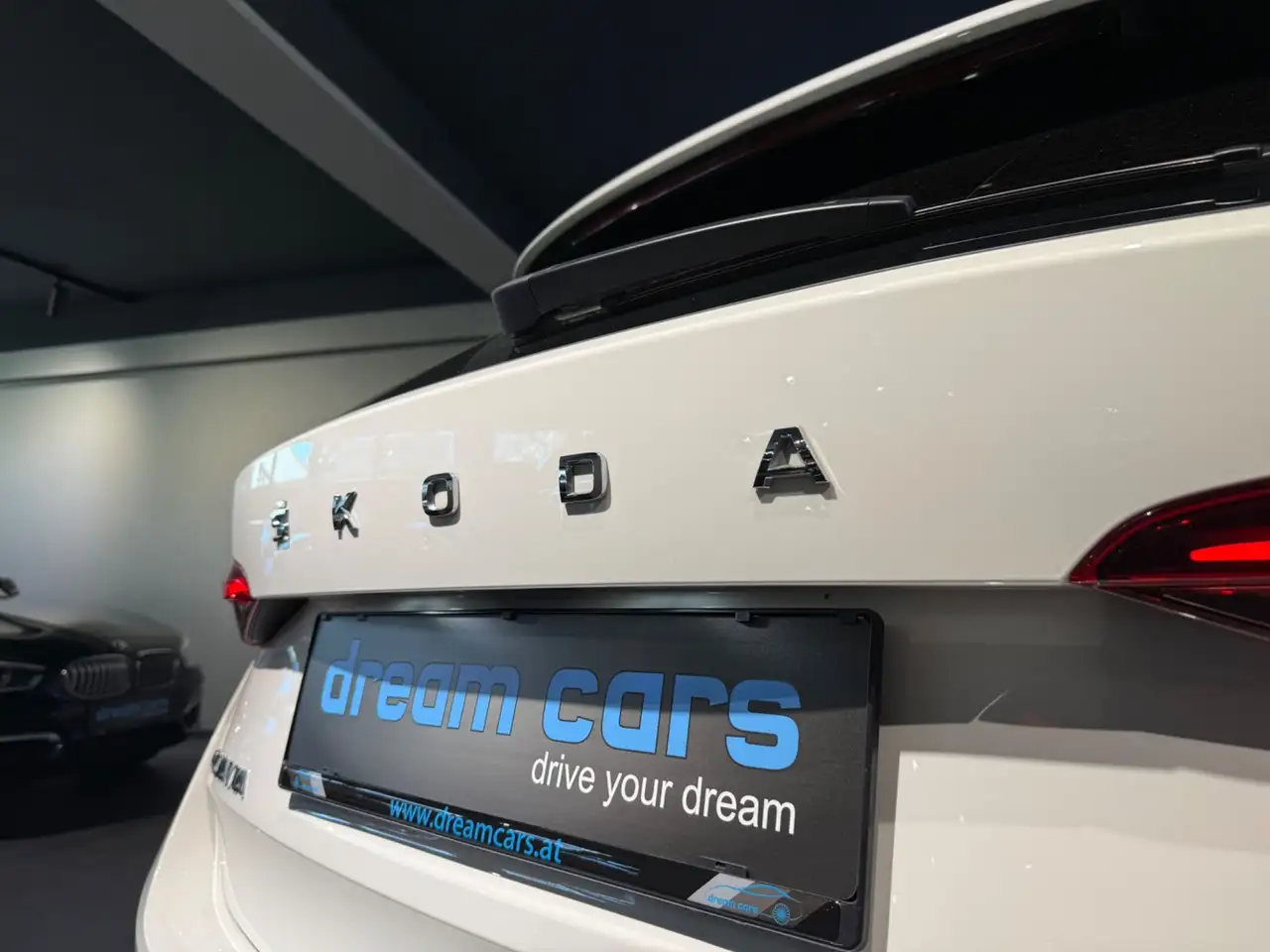 Skoda Octavia 2.0 TDI DPF Premium / Assistenzsysteme / LED / Me Bild 13