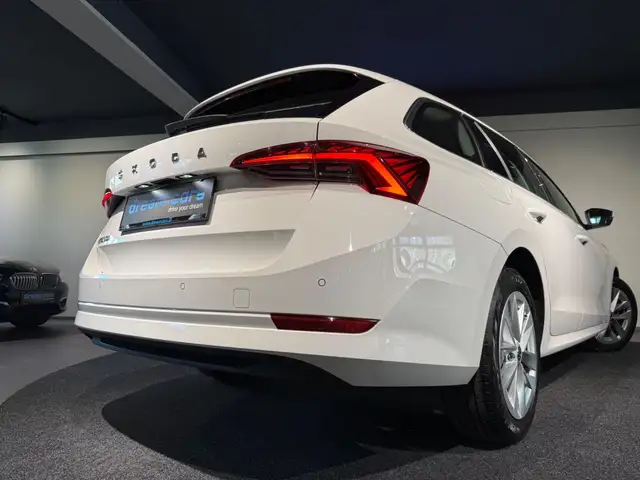 Skoda Octavia view 9