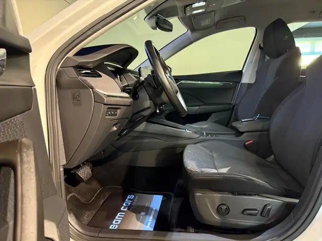 Skoda Octavia view 21
