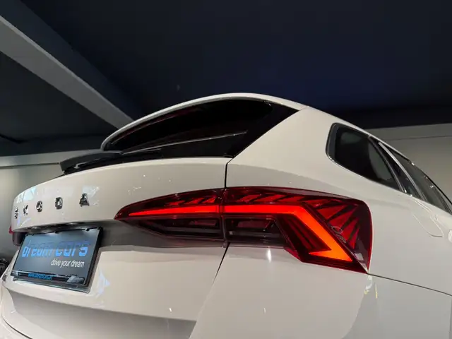 Skoda Octavia view 11