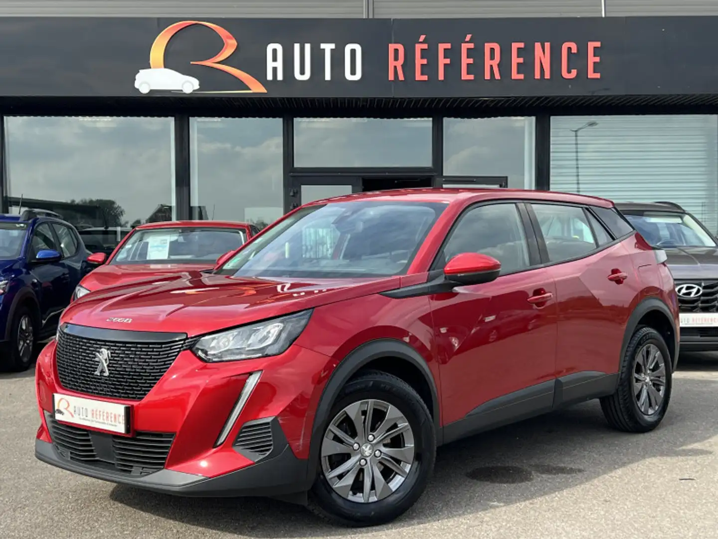 Peugeot 2008 1.2 100 CH GPS / CARPLAY / REGULATEUR Rouge - 1