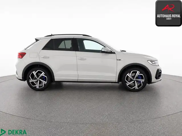 Volkswagen T-Roc view 5