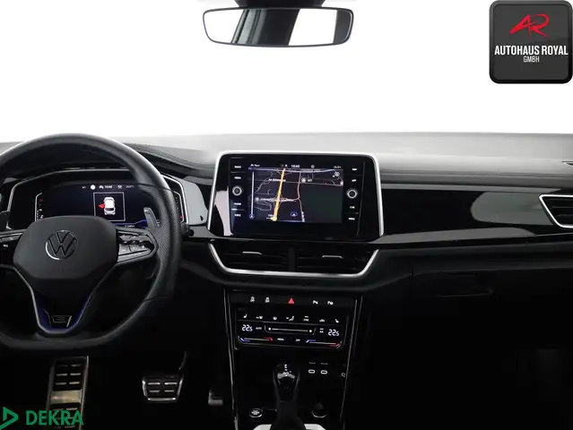 Volkswagen T-Roc view 8