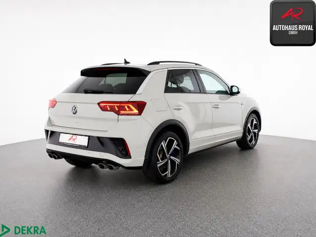 Volkswagen T-Roc view 4
