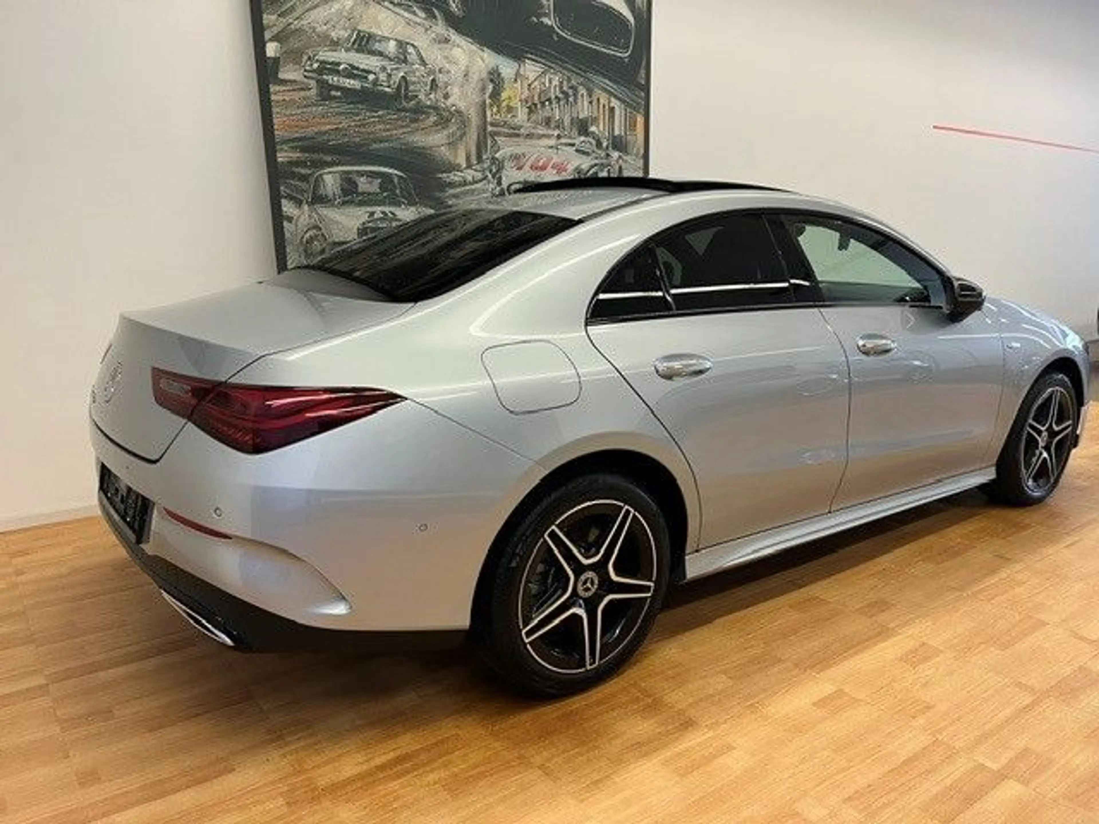 Mercedes-Benz CLA 250 e Coupe AMG-Line Panorama Soundsystem — photo 2