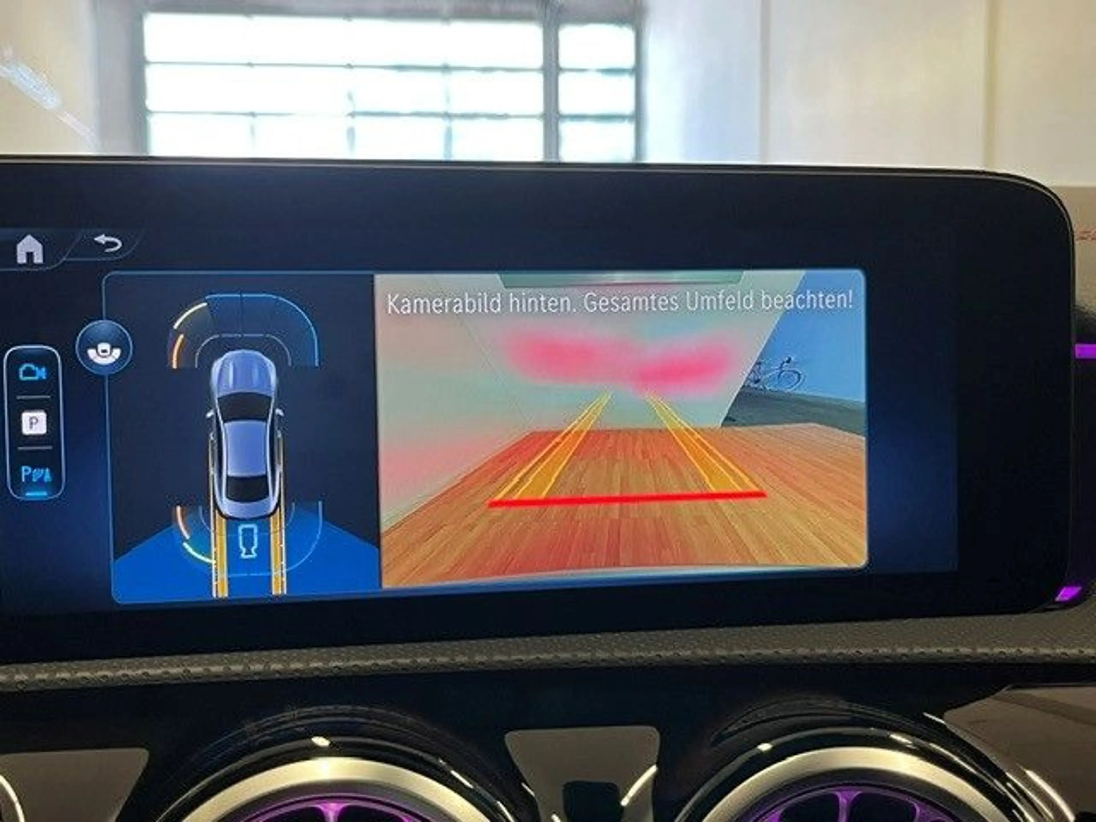 Mercedes-Benz CLA 250 e Coupe AMG-Line Panorama Soundsystem — photo 8
