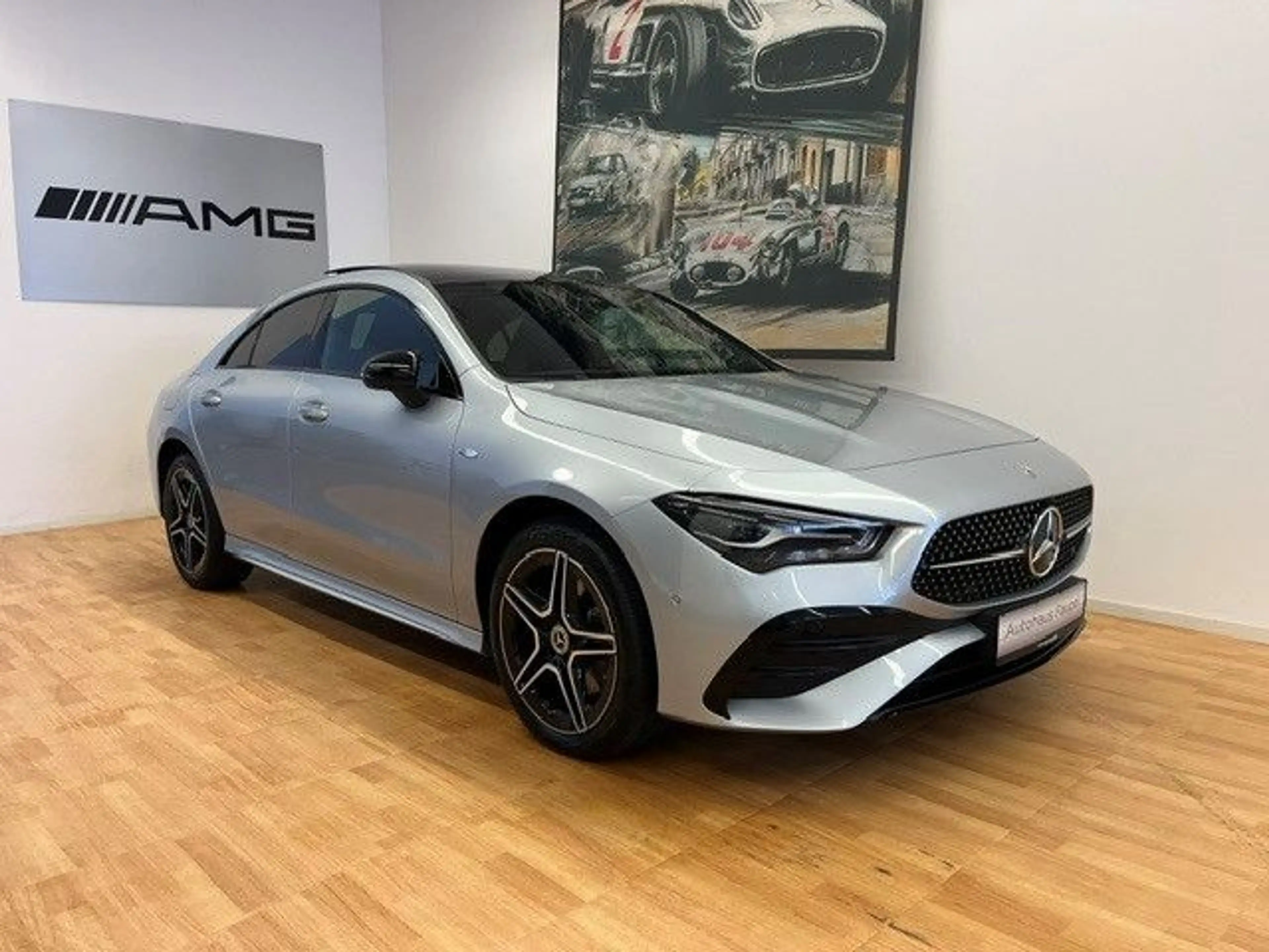 Mercedes-Benz CLA 250 e Coupe AMG-Line Panorama Soundsystem