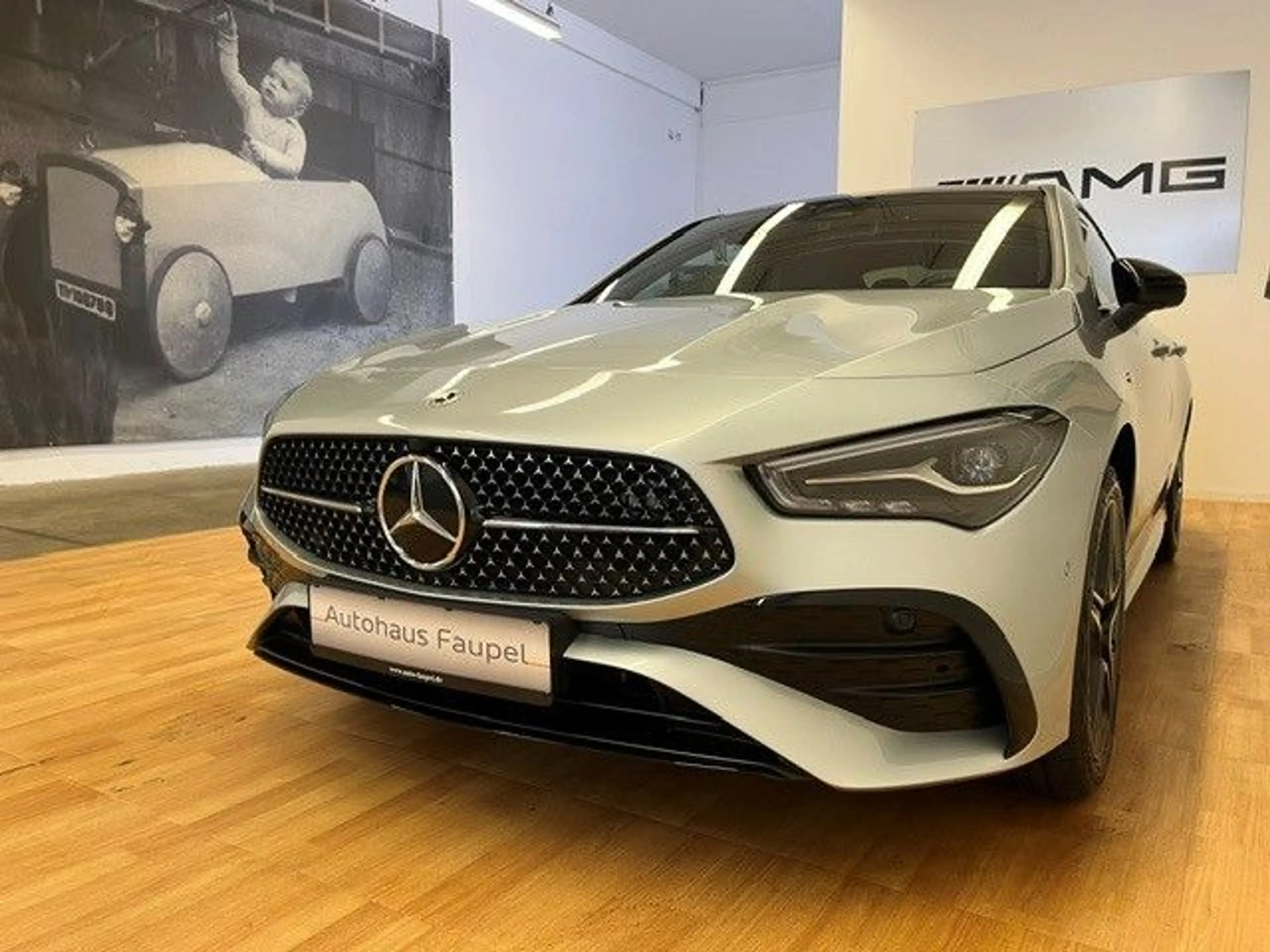 Mercedes-Benz CLA 250 e Coupe AMG-Line Panorama Soundsystem — photo 13