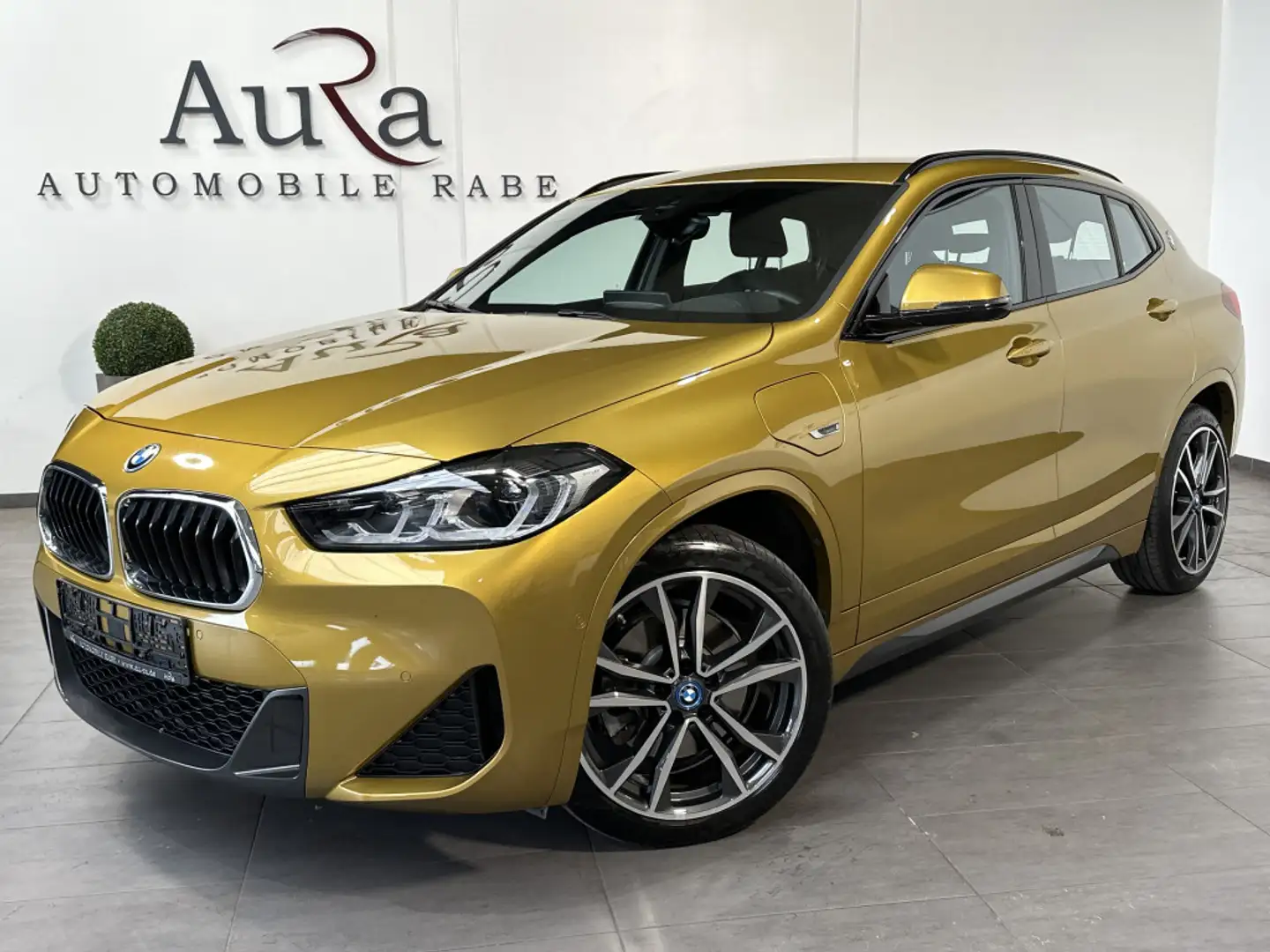 BMW X2 xDrive25e M-Sport NAV+LED+HEAD-UP+ACC+19ZO+PP Or - 1