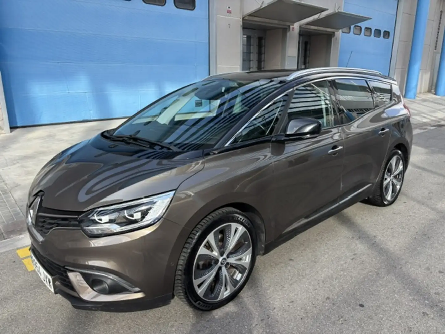 Renault Grand Scenic 1.2 TCE Energy Limited 7pl. 130 Marrón - 1