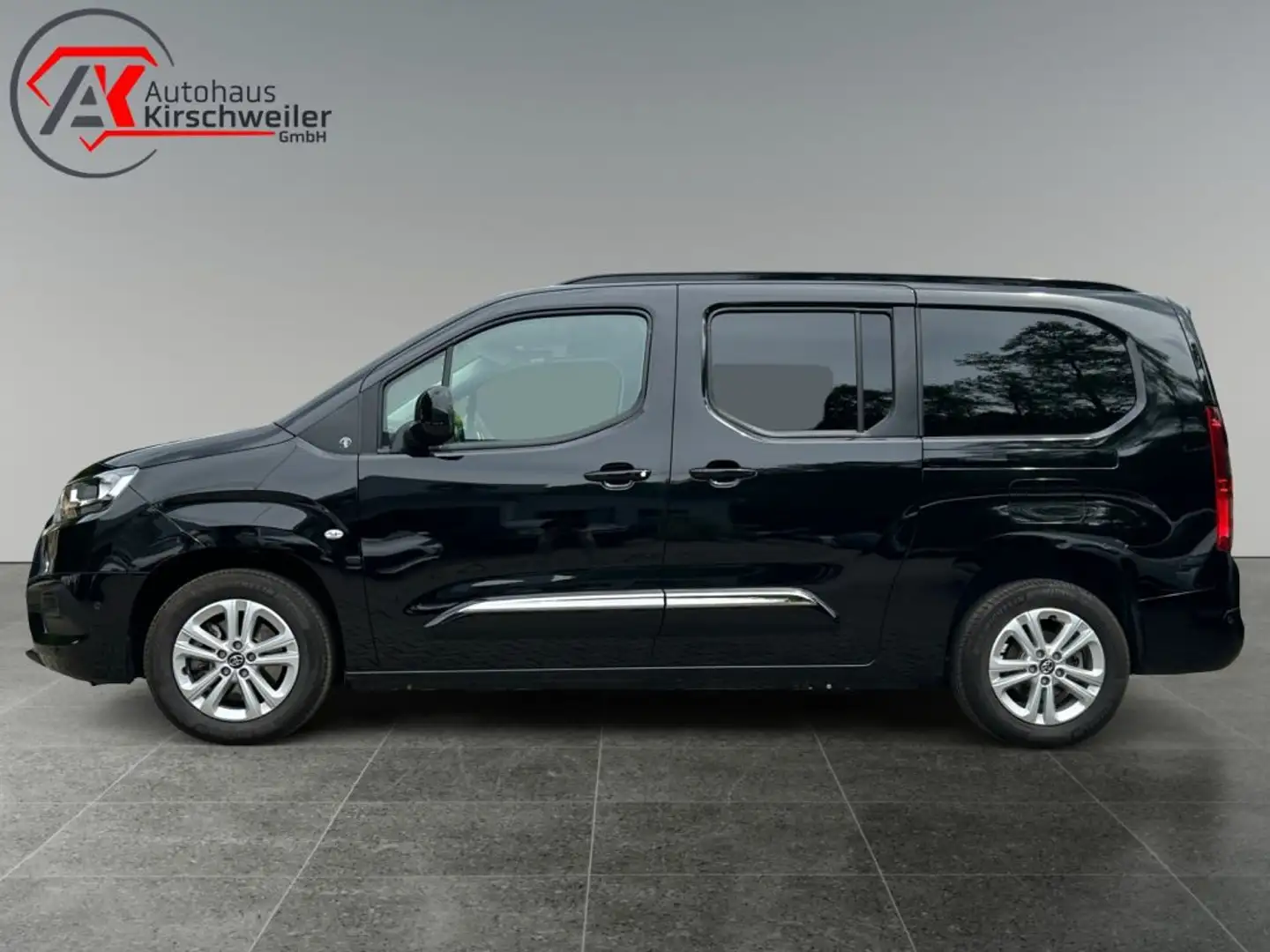 Toyota Proace City Verso 1.5 D-4D L2 Team Deutschland Schwarz - 2