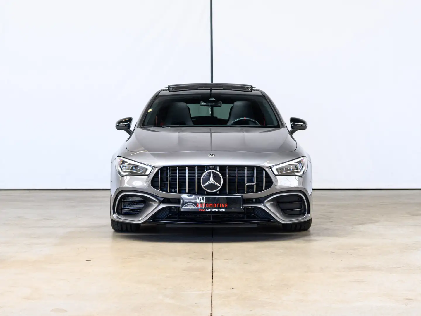Mercedes-Benz CLA 45 AMG S 4-Matic+ | GARANTIE | PANO | PERFORMANCE | Grijs - 2