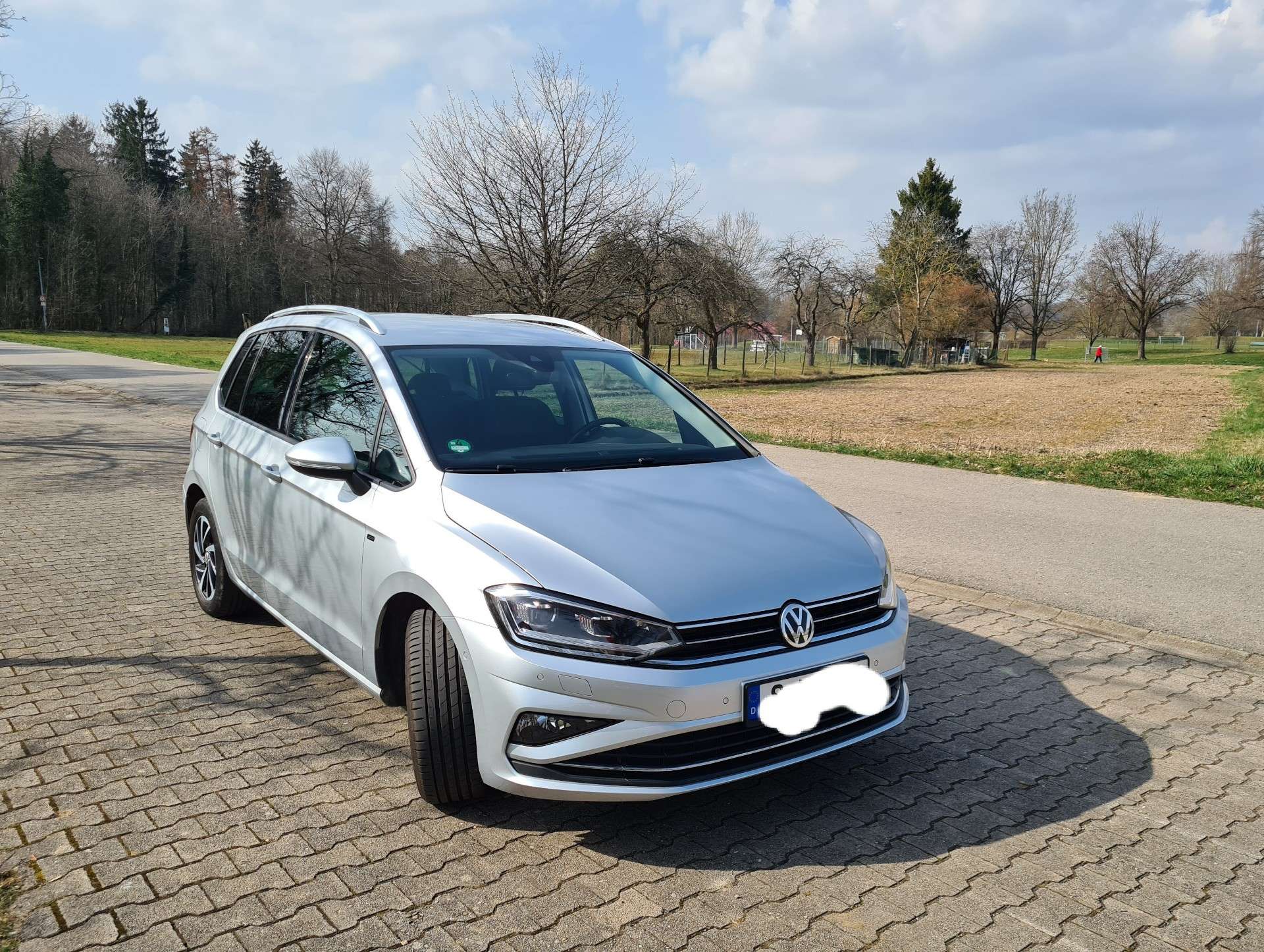 Second hand Volkswagen Golf Sportsvan 1.0