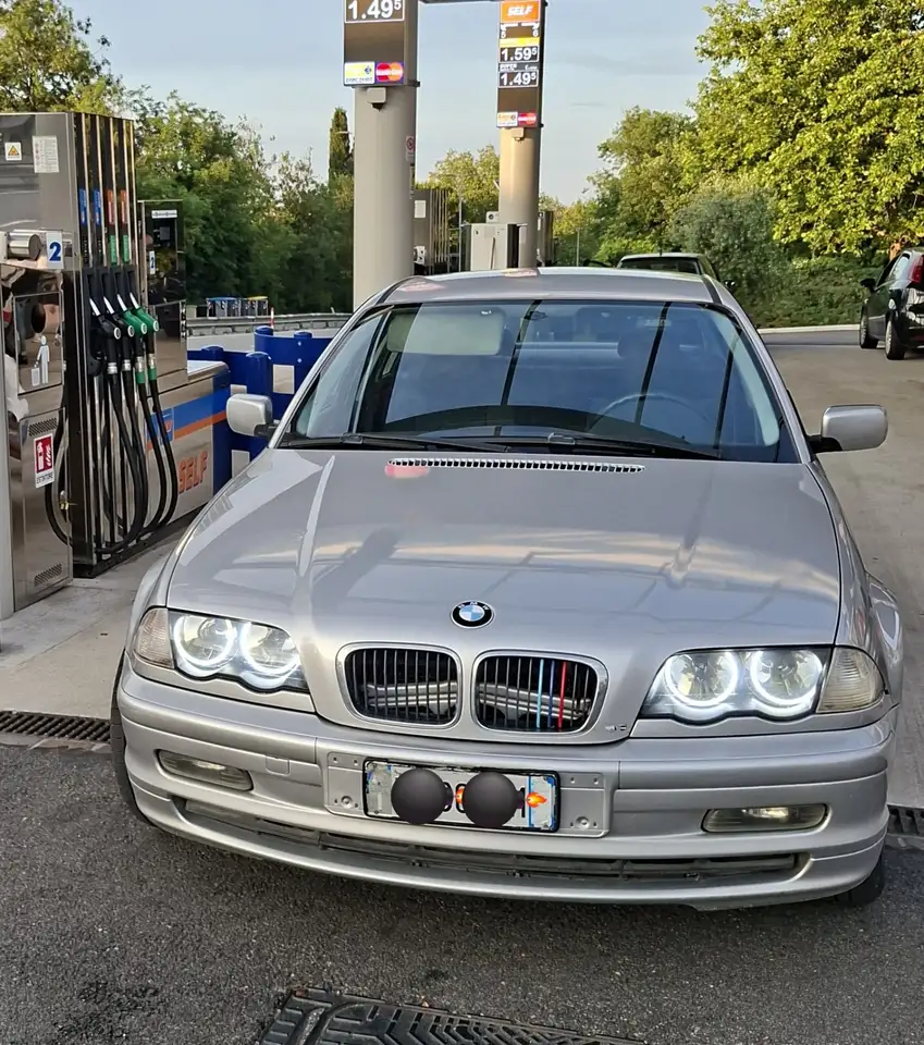 BMW 320d, foto 1