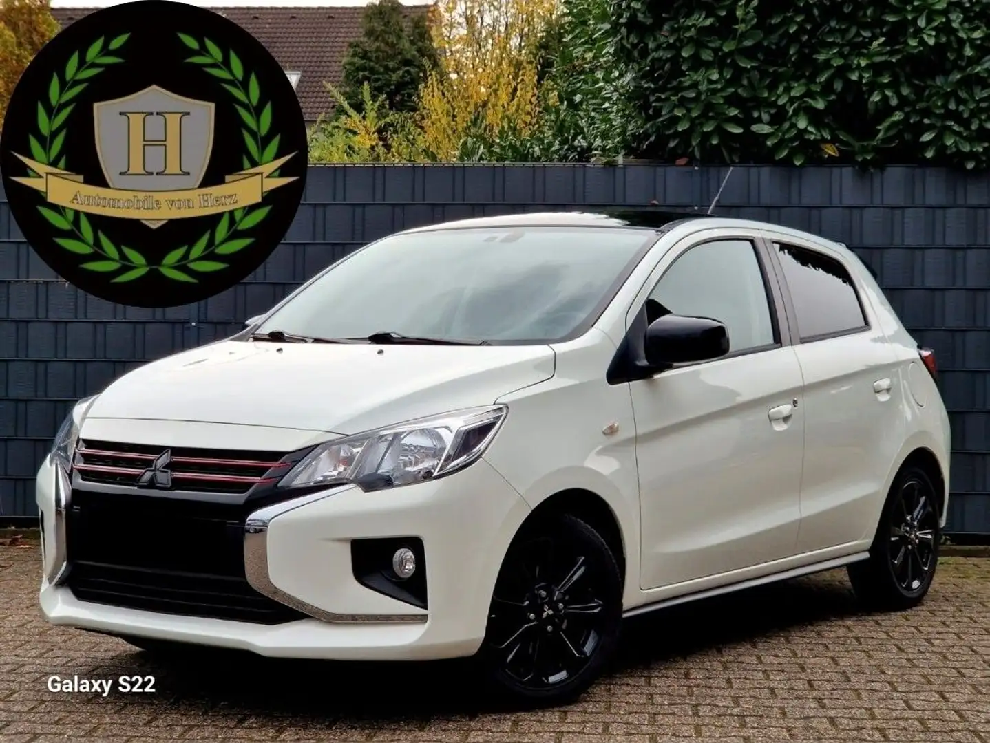 Mitsubishi Space Star Spirit+ Black Klima SH Navi Weiß - 1