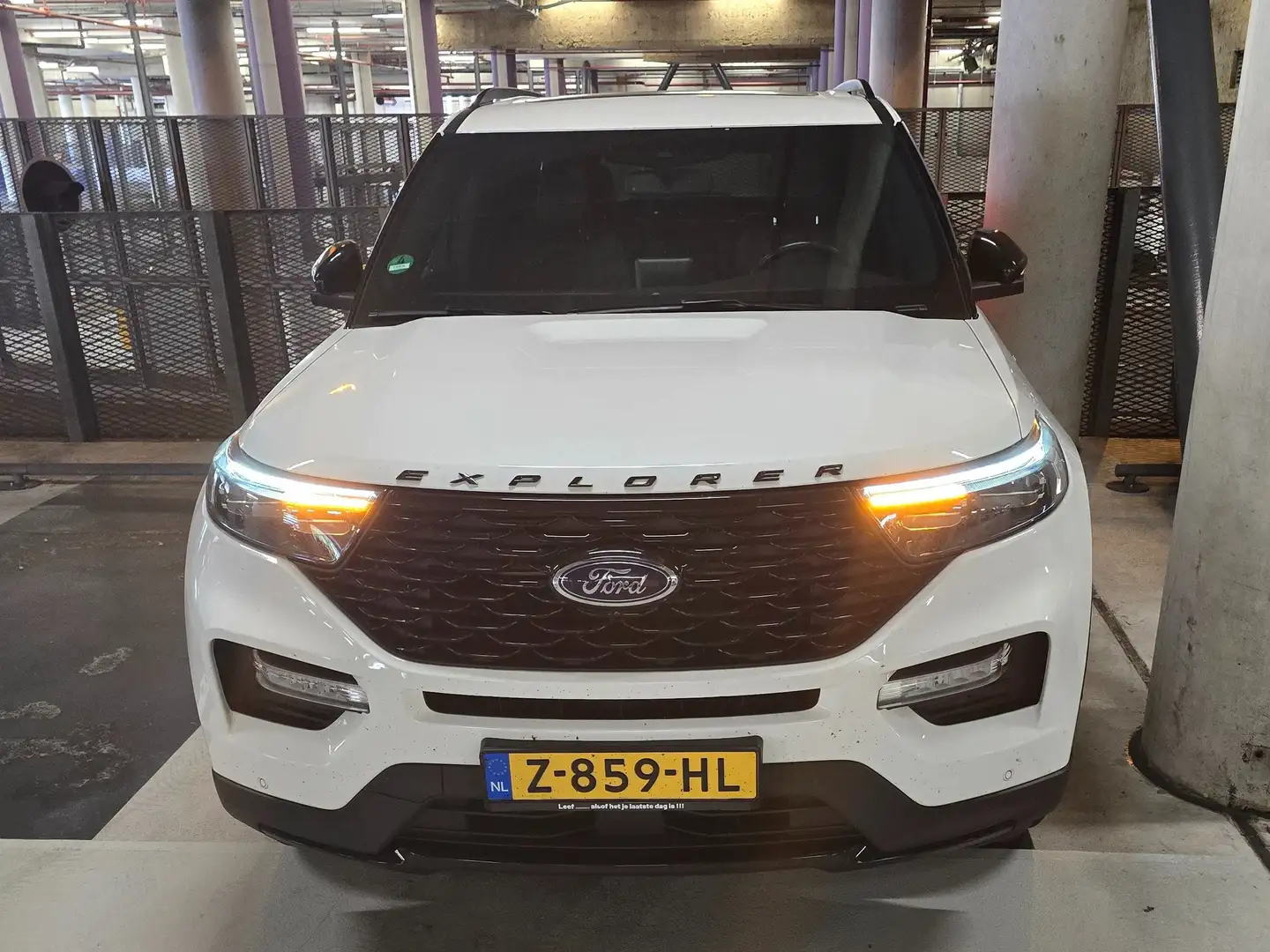 Ford Explorer Explorer 3.0 V6 EB PHEV ST-L. Wit - 1