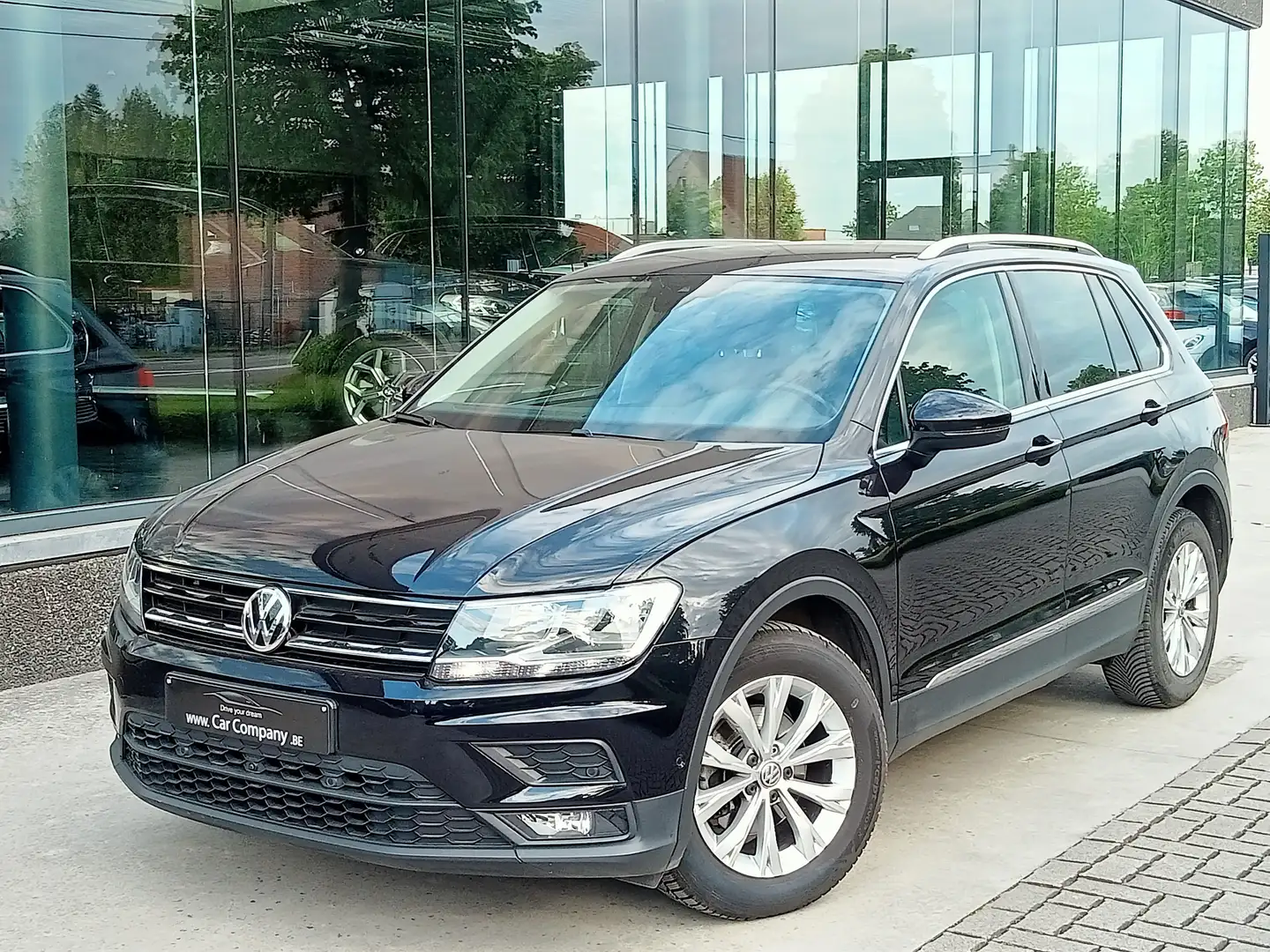 Volkswagen Tiguan 1.5 TSI 150PK COMFORT DSG*GPS*360°CAM*EL.KOFFER Noir - 2
