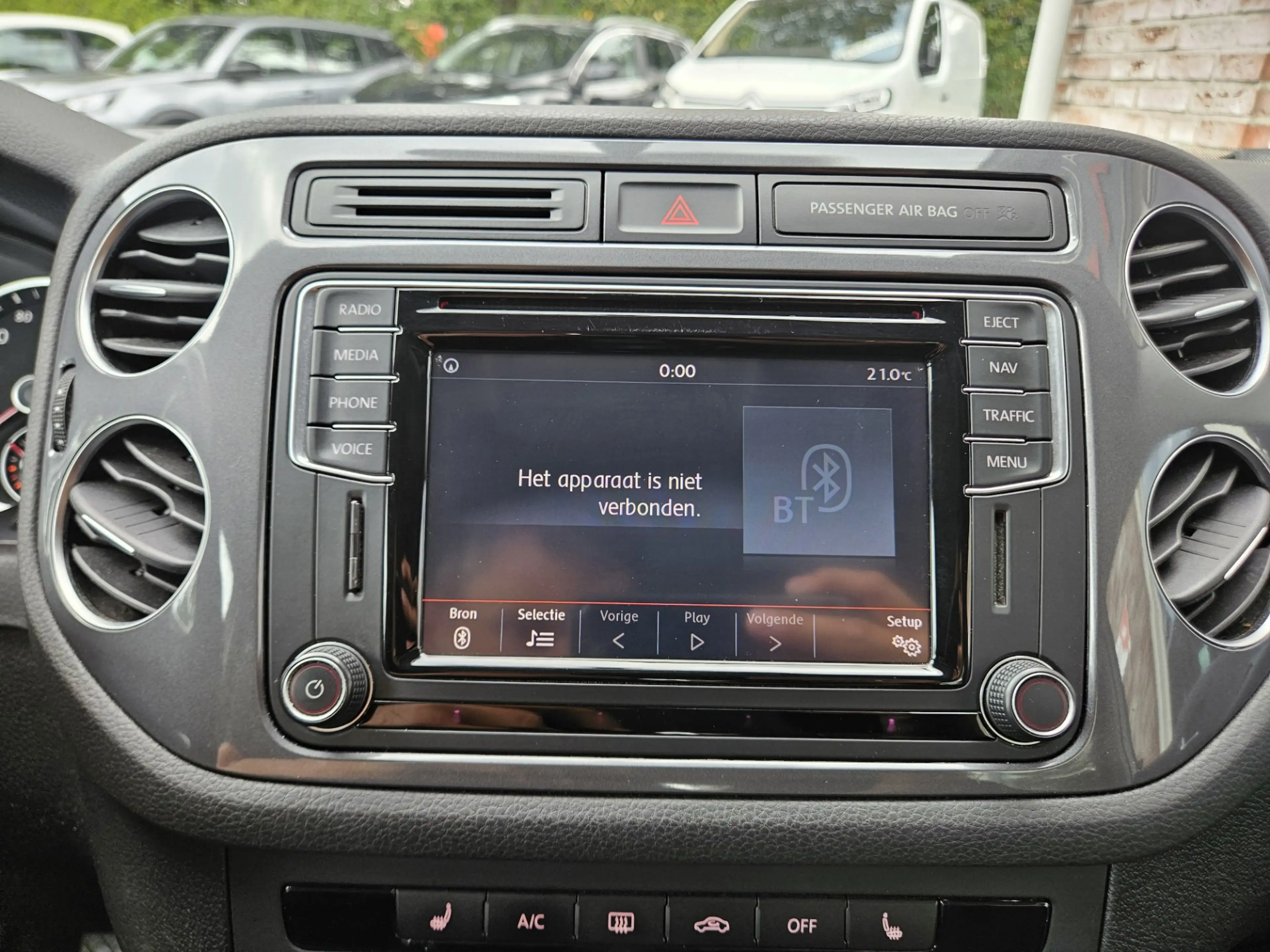 Volkswagen Tiguan 1.4 TSI Sport&Style Trekhaak! Navigatie! Nette Aut — photo 29