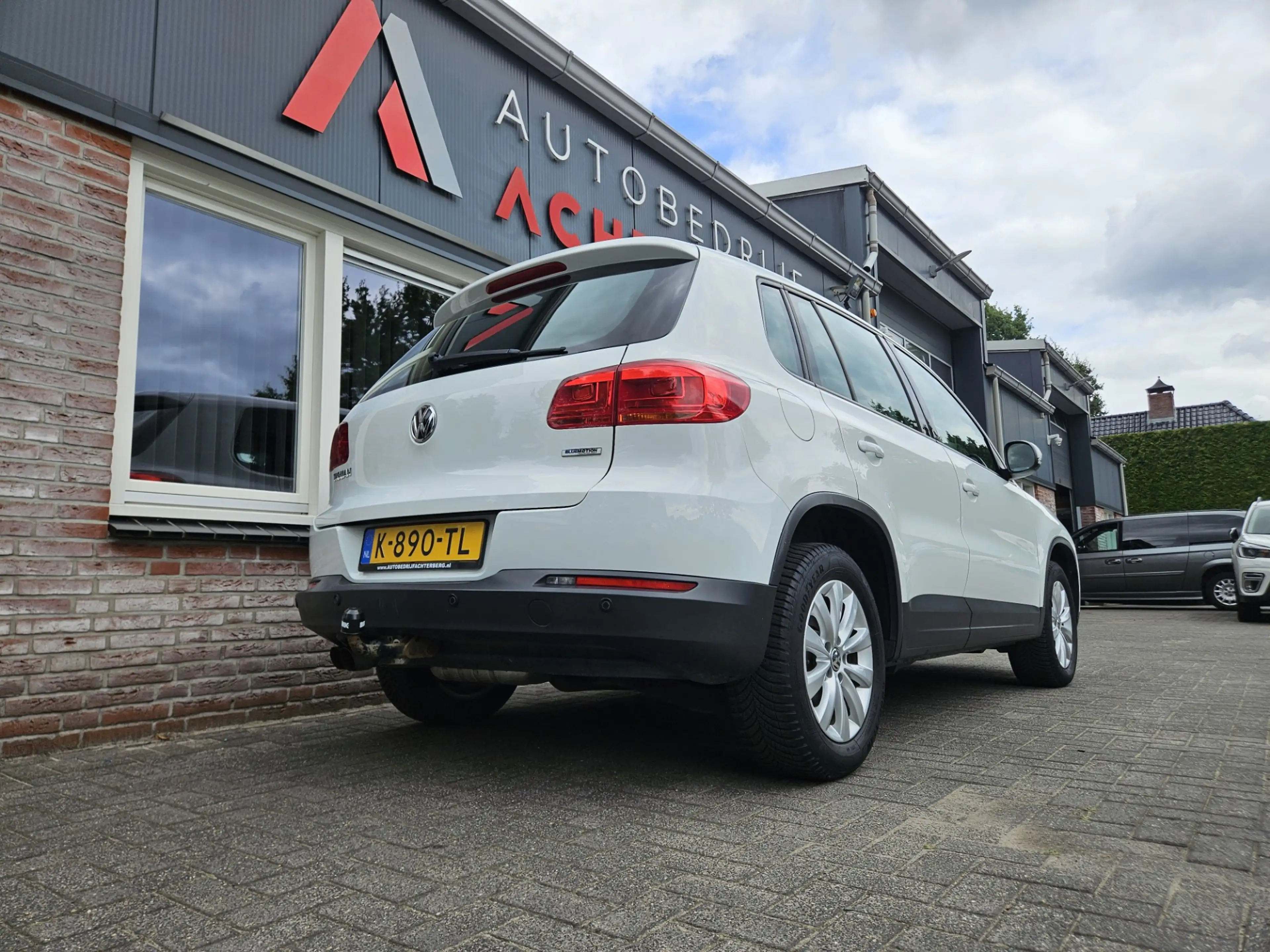 Volkswagen Tiguan 1.4 TSI Sport&Style Trekhaak! Navigatie! Nette Aut — photo 15