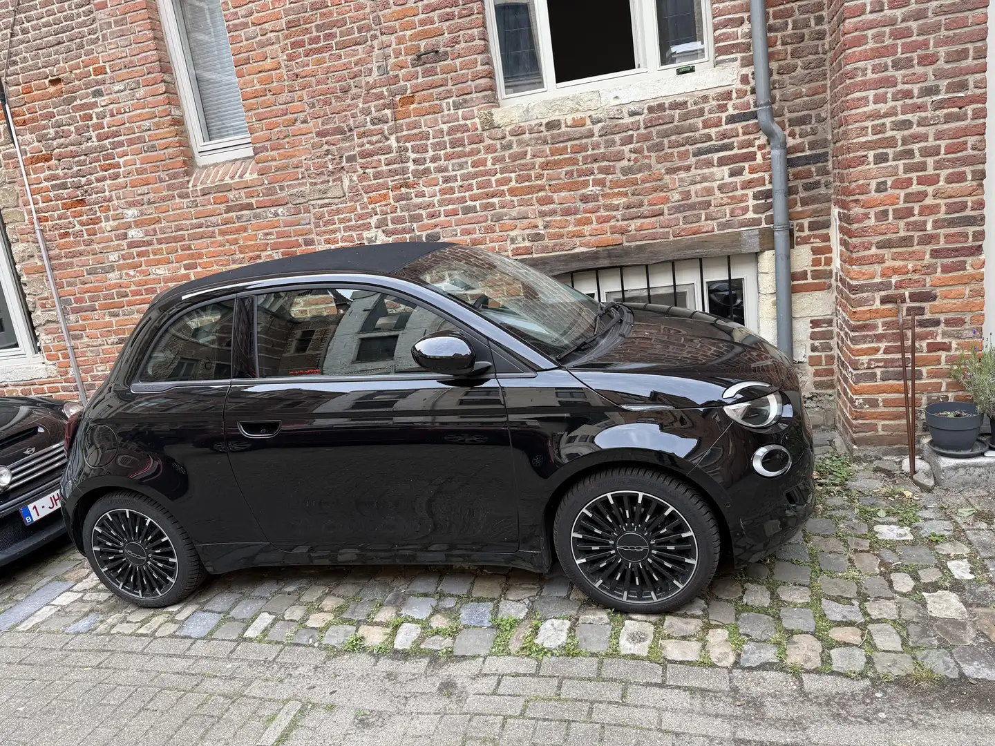 Fiat 500e Cabrio - 1