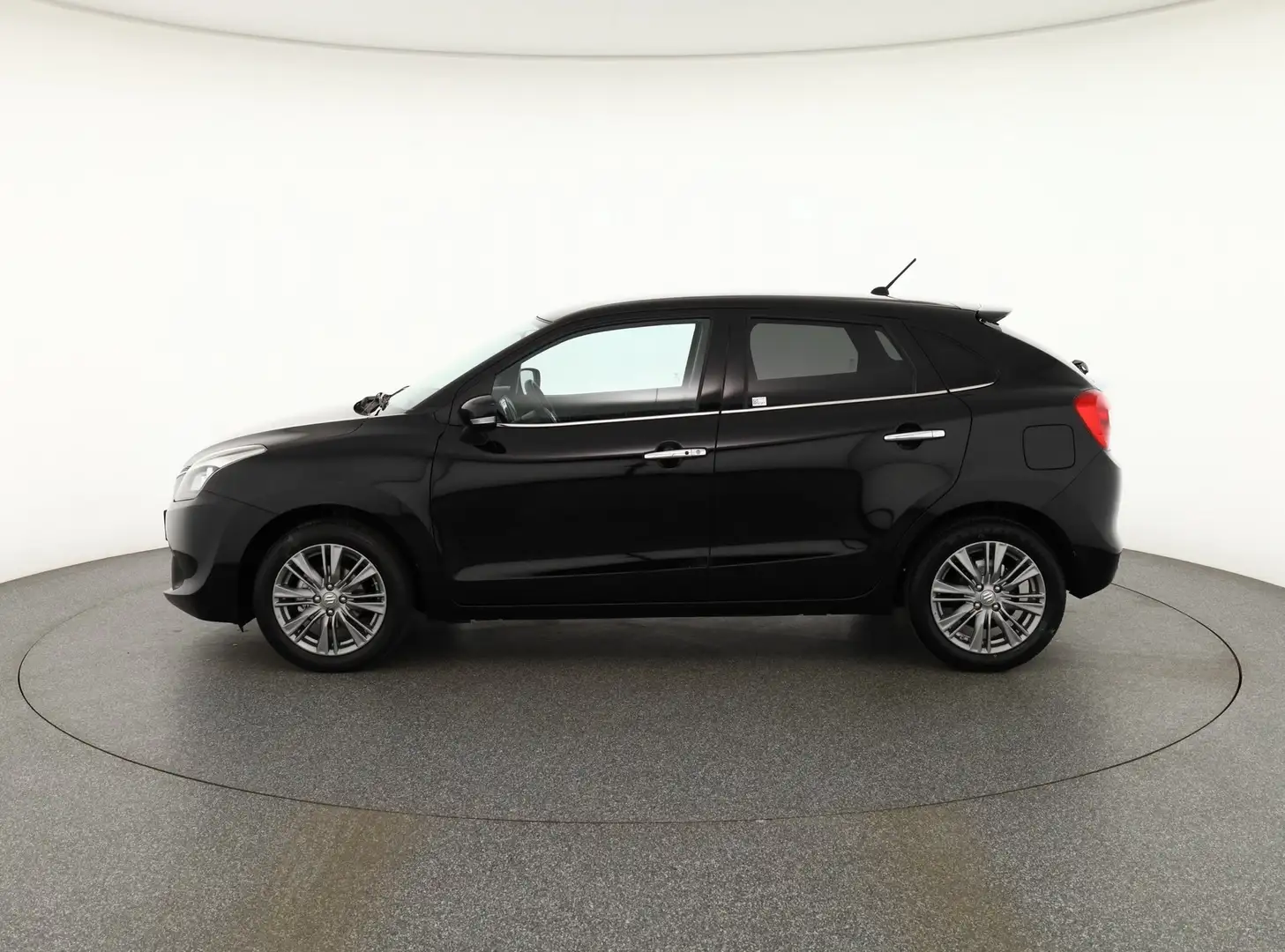 Suzuki Baleno 1.0 Boosterjet Xenon Navi Kamera Keyless Schwarz - 2