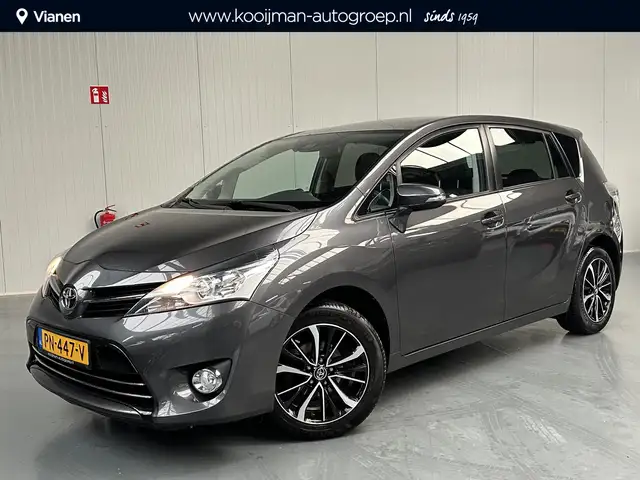 Toyota Verso 1.6 VVT-i SkyView Edition