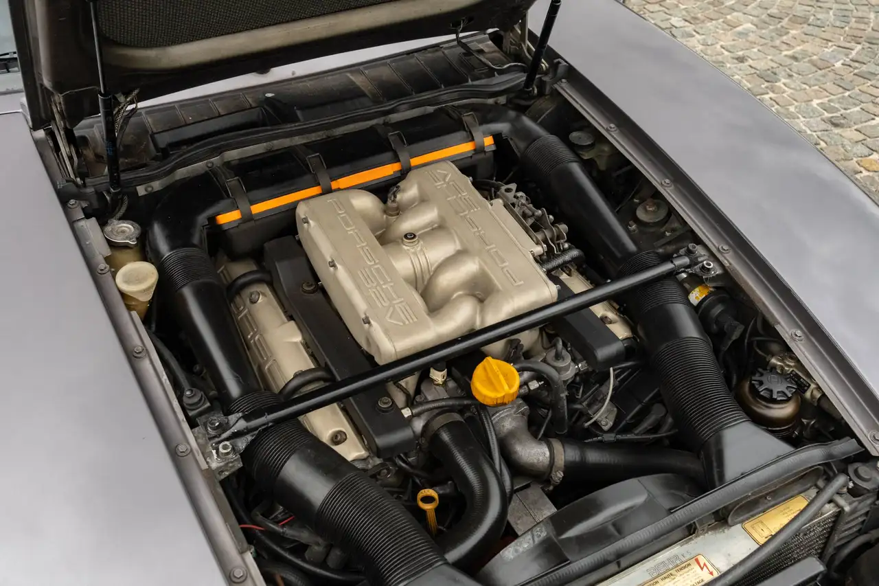 Porsche 928 S, foto 11