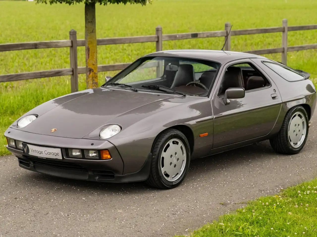 Porsche 928 S, foto 2