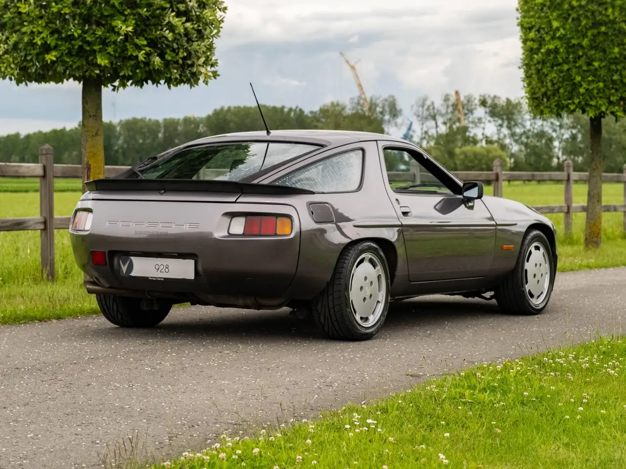 Porsche 928 S, foto 6