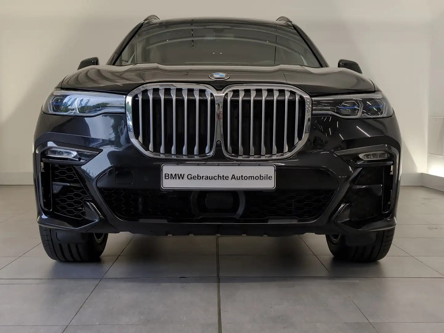 BMW X7 xDrive40d M Sportpaket HiFi/SHZ/DAB HiFi/SHZ/DAB Schwarz - 2