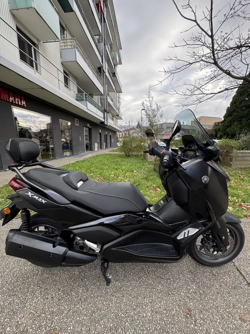 Yamaha X-Max 300 - 2