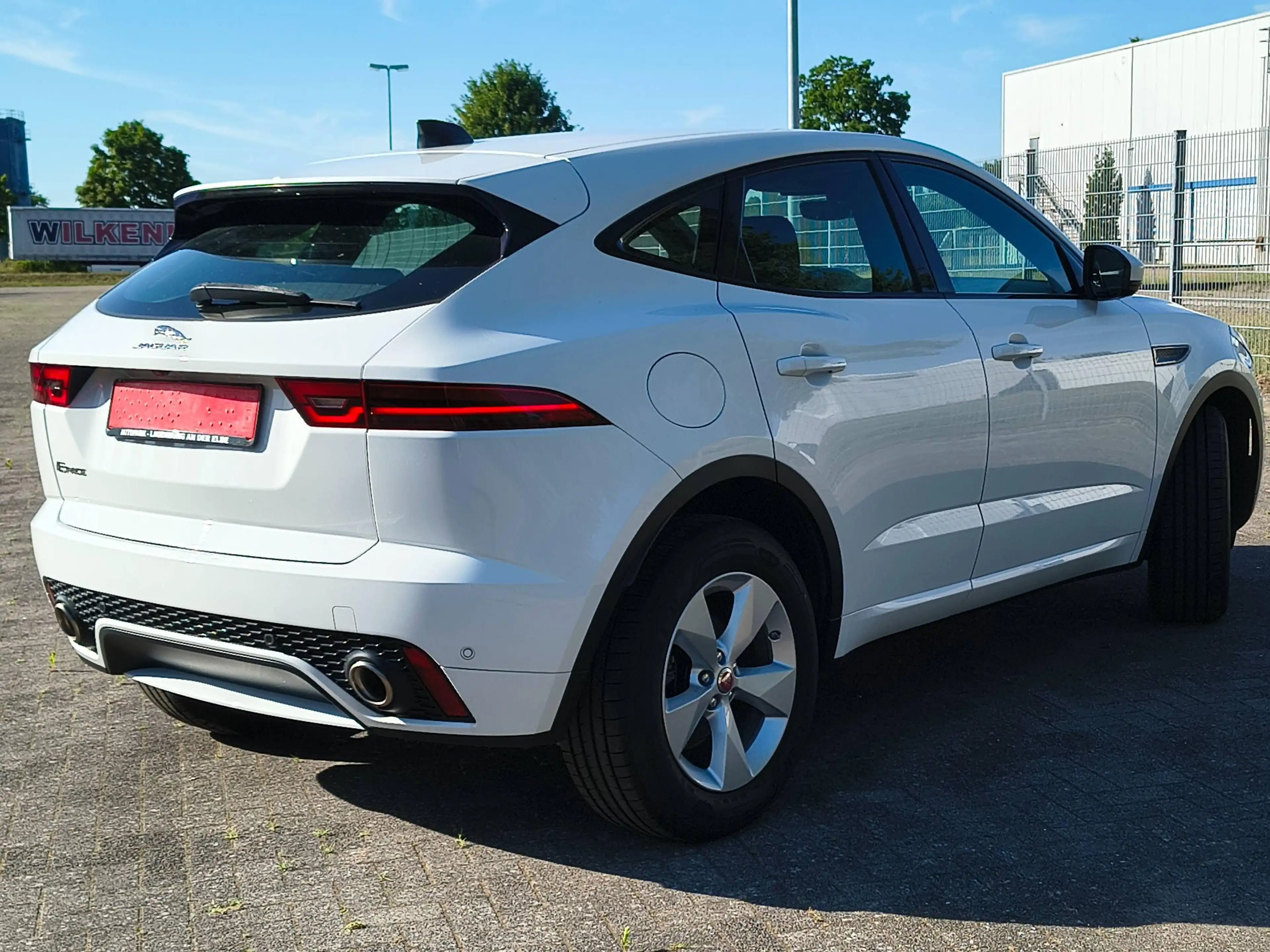 Jaguar E-Pace R-Dynamic S — photo 13
