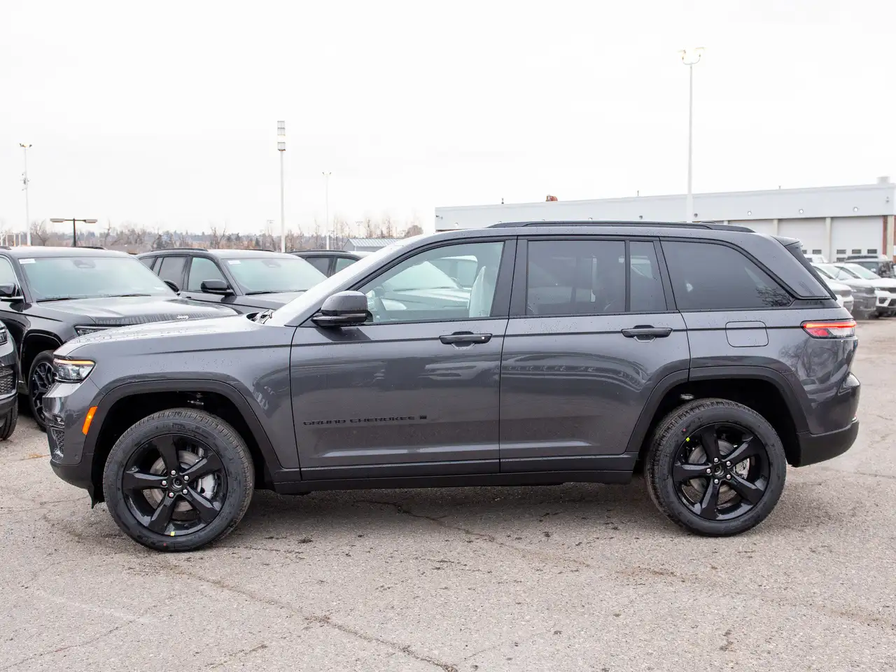 Jeep Grand Cherokee снимка Jeep Grand Cherokee