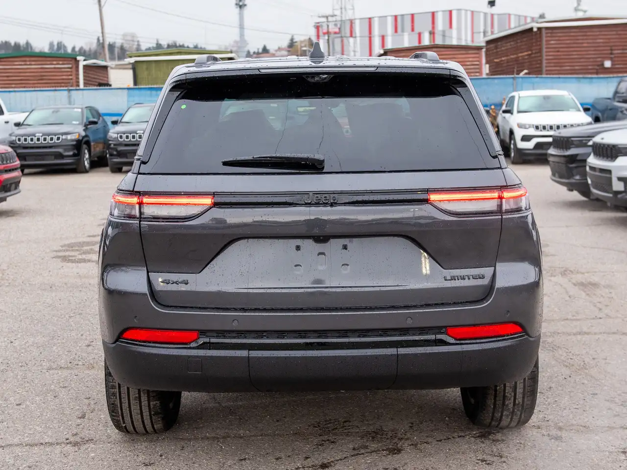 Jeep Grand Cherokee снимка Jeep Grand Cherokee
