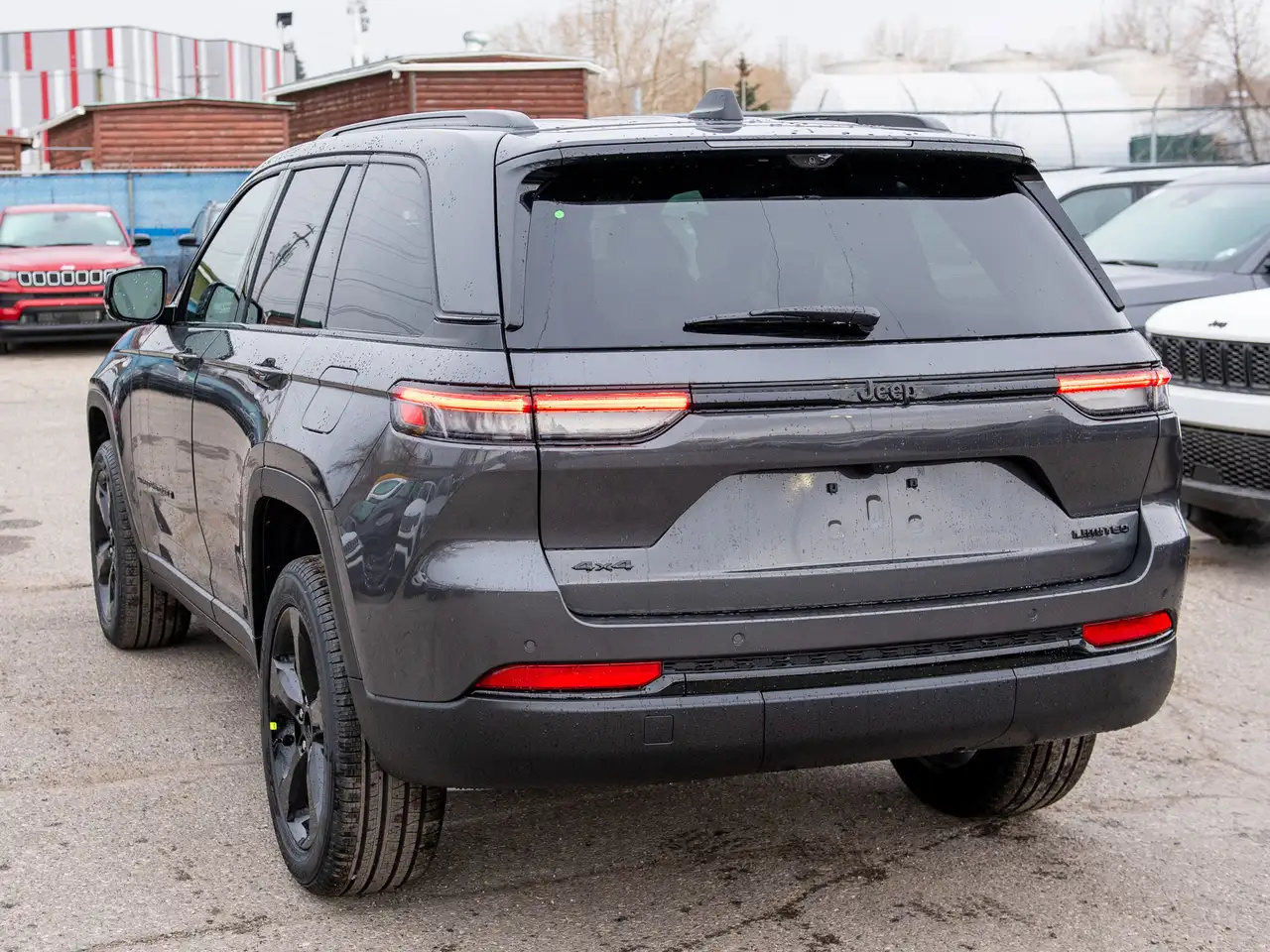 Jeep Grand Cherokee снимка Jeep Grand Cherokee