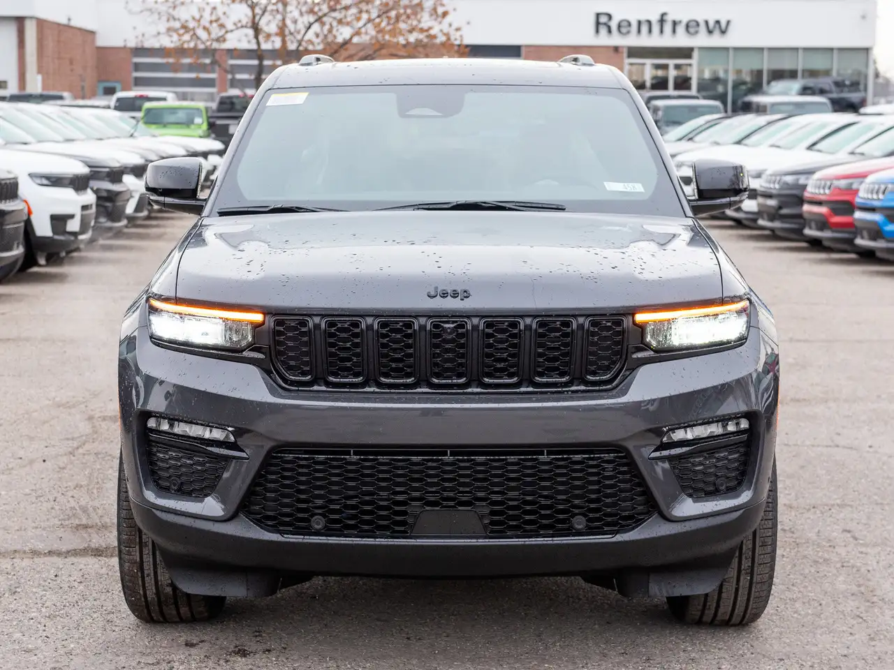 Jeep Grand Cherokee снимка Jeep Grand Cherokee