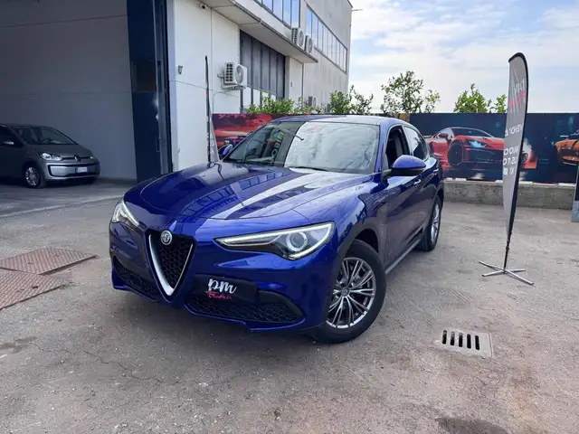Alfa Romeo Stelvio 2.2 Turbodiesel 160 CV AT8 RWD Super