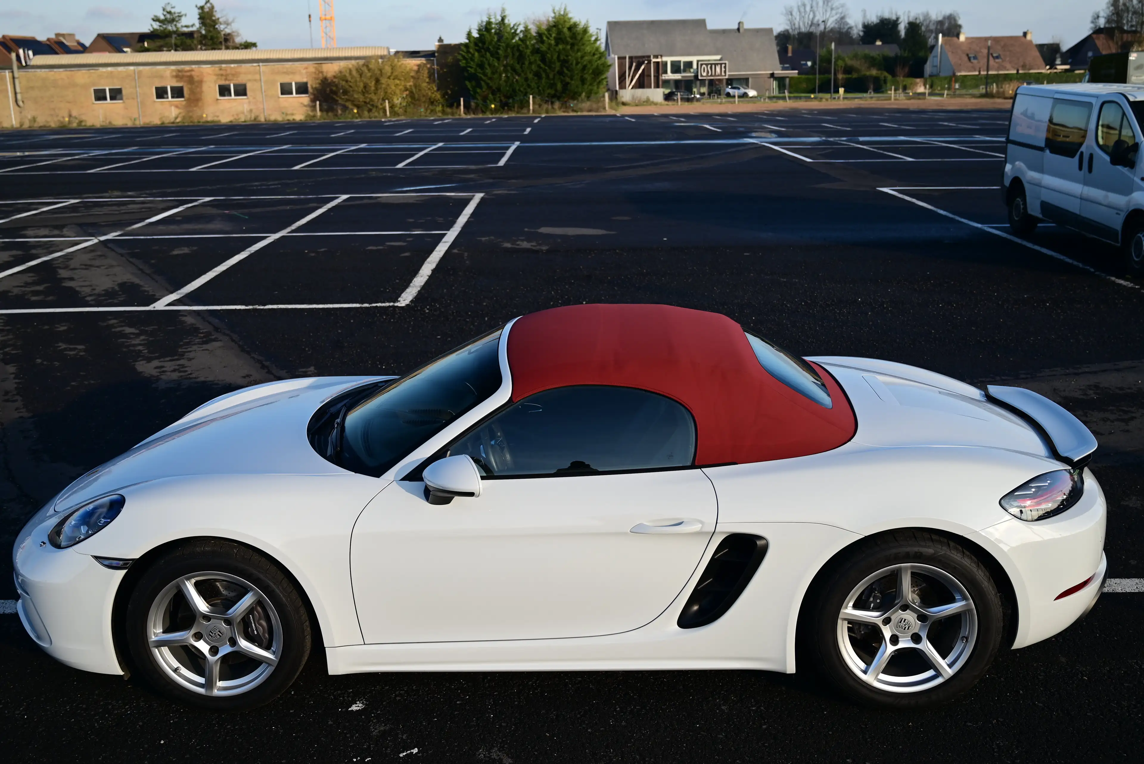 Porsche 718 BOXSTER / PDK / PDLS / CAMERA / ACC / CARPLAY — photo 13