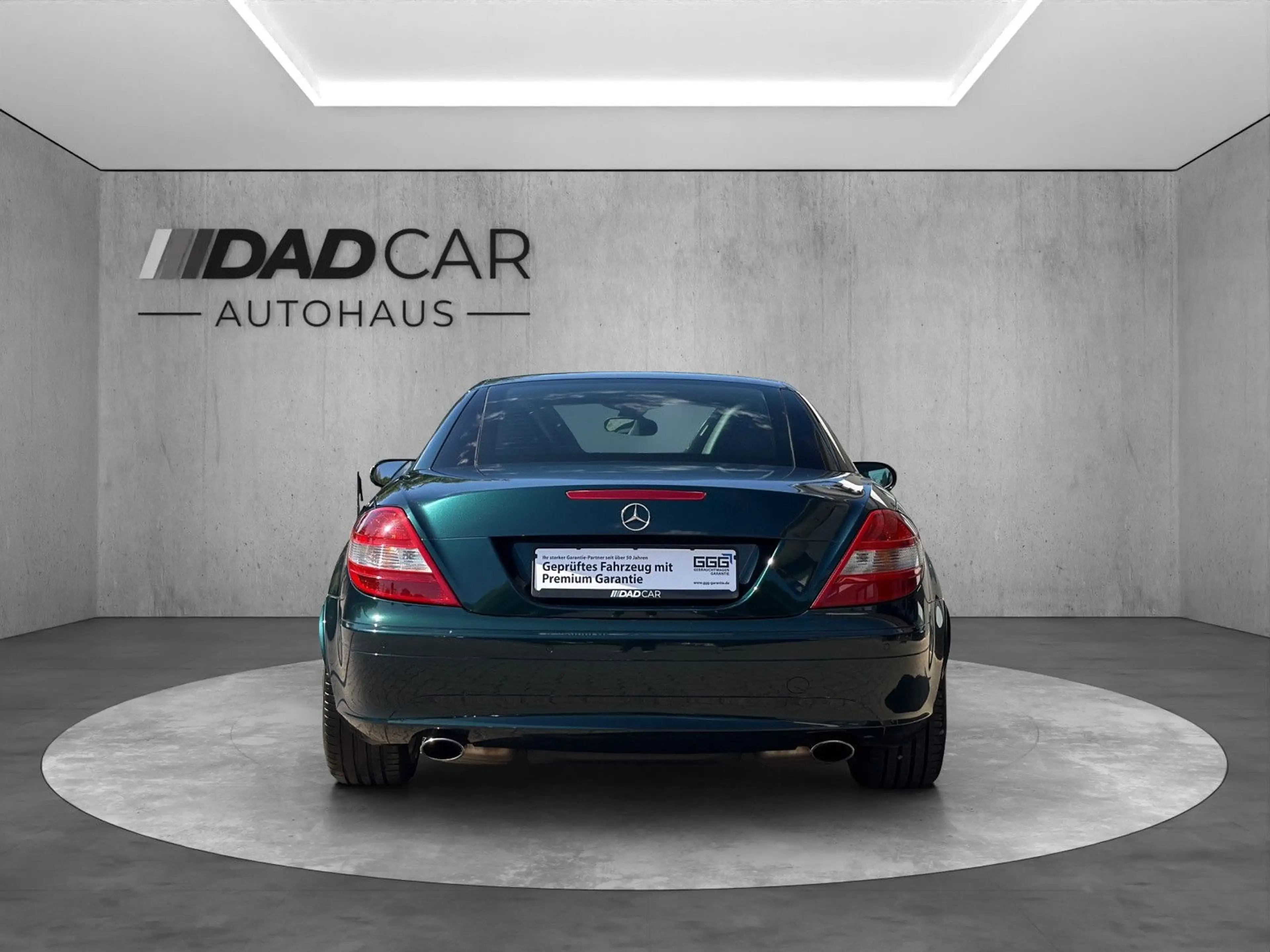 Mercedes-Benz SLK 350 *CARPLAY*PDC*NACKENHEIZUNG*LEDER* — photo 4