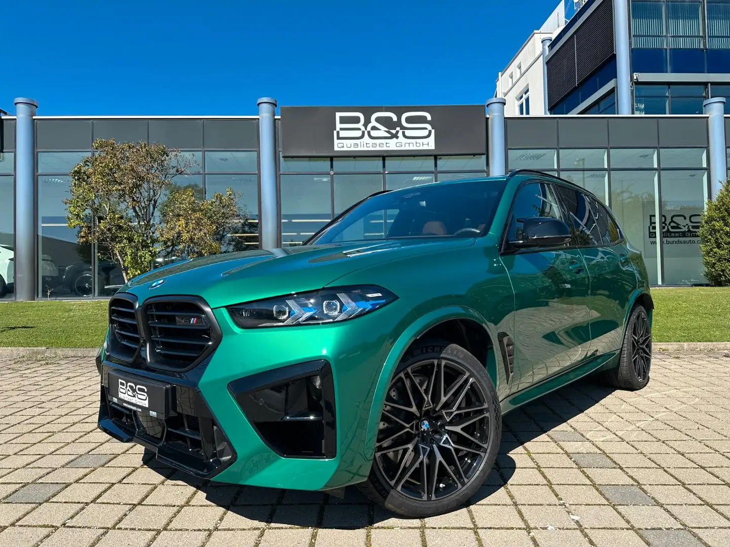 BMW X5 M Comp,ACC,B&W,AHK,SKYL,MASSAGE,SOFTCL,usw Groen - 1