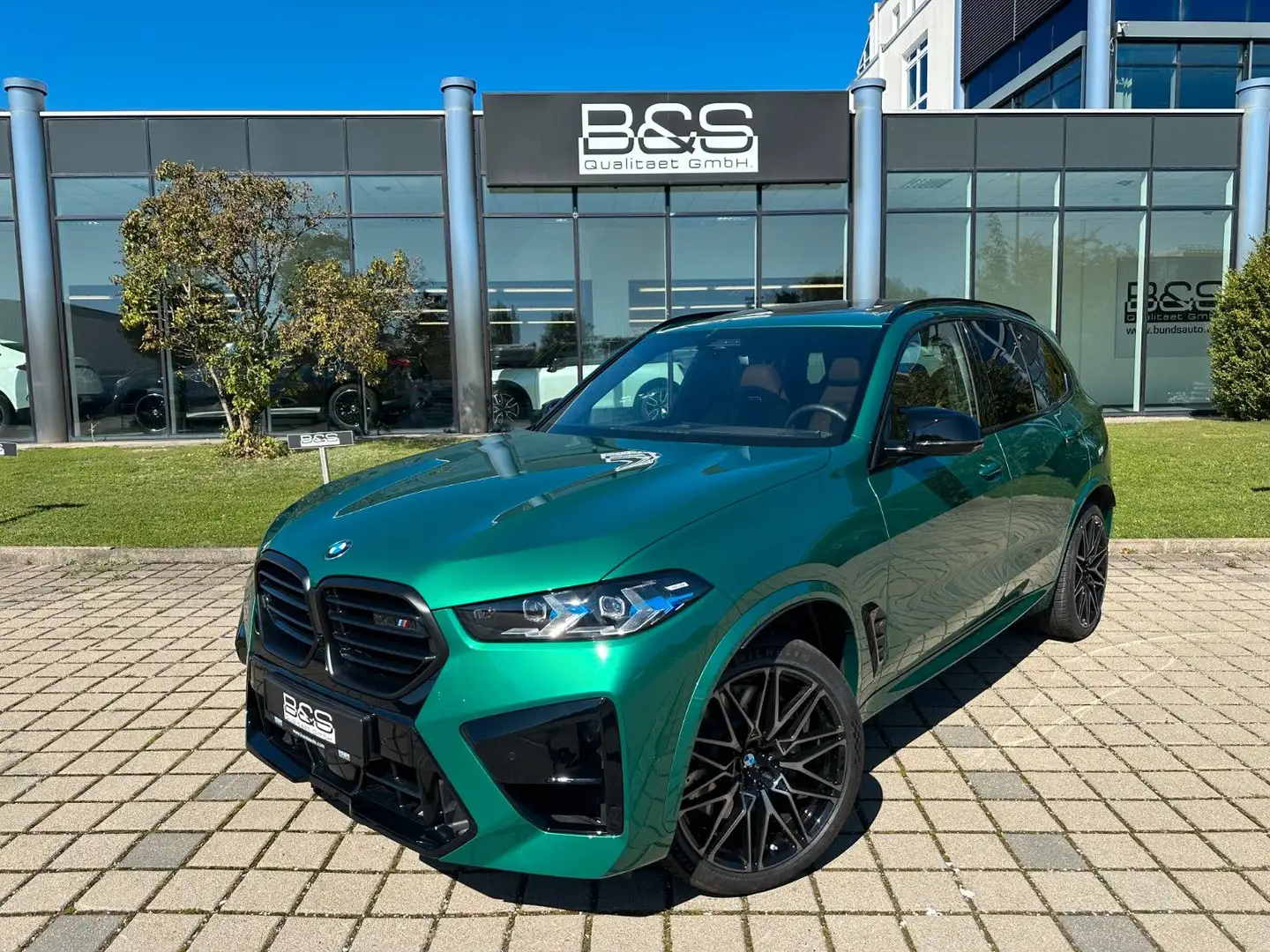 BMW X5 M Comp,ACC,B&W,AHK,SKYL,MASSAGE,SOFTCL,usw Groen - 2