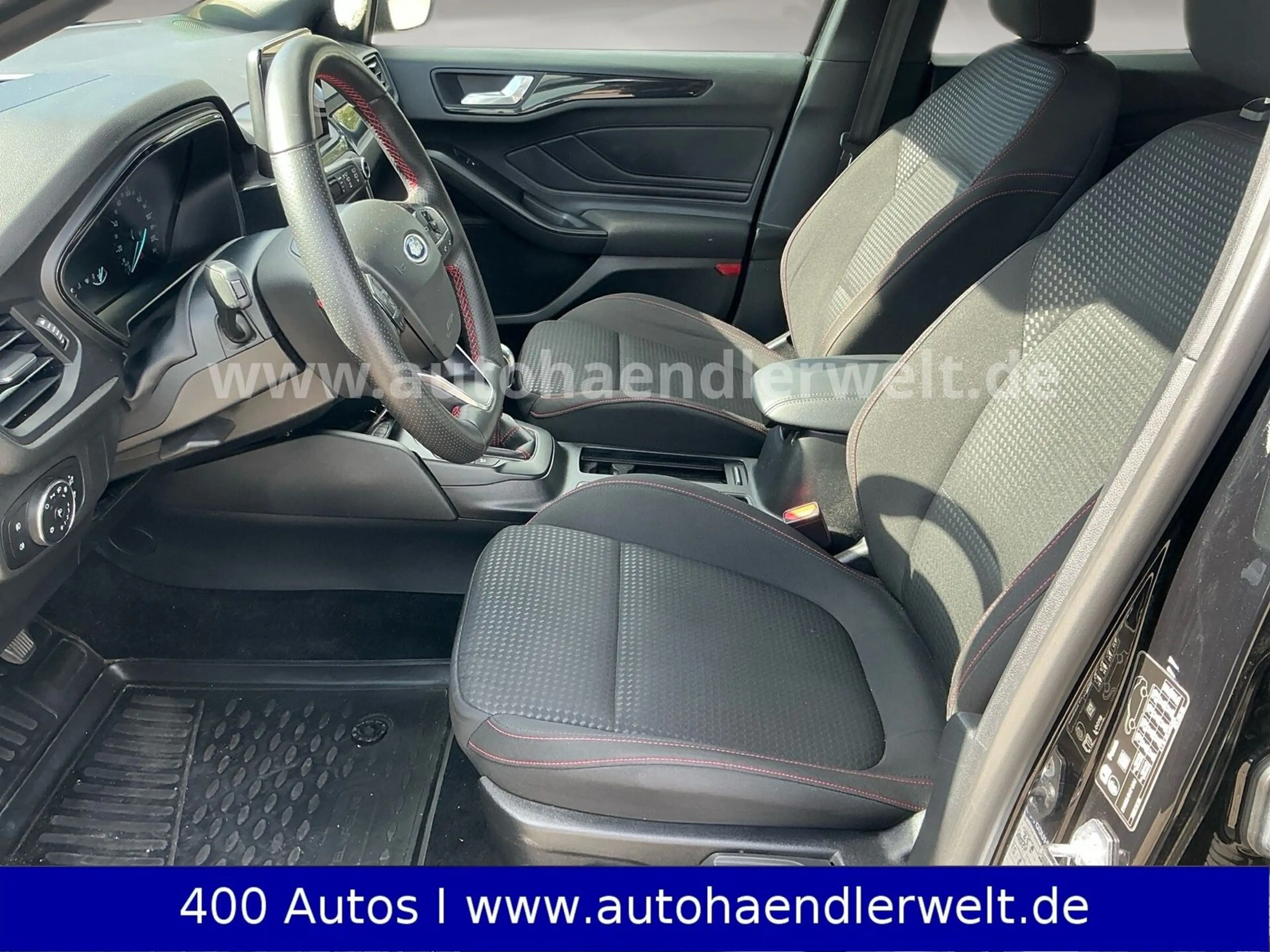 Ford Focus Turnier 1.0 EcoBoost ST-Line — photo 9