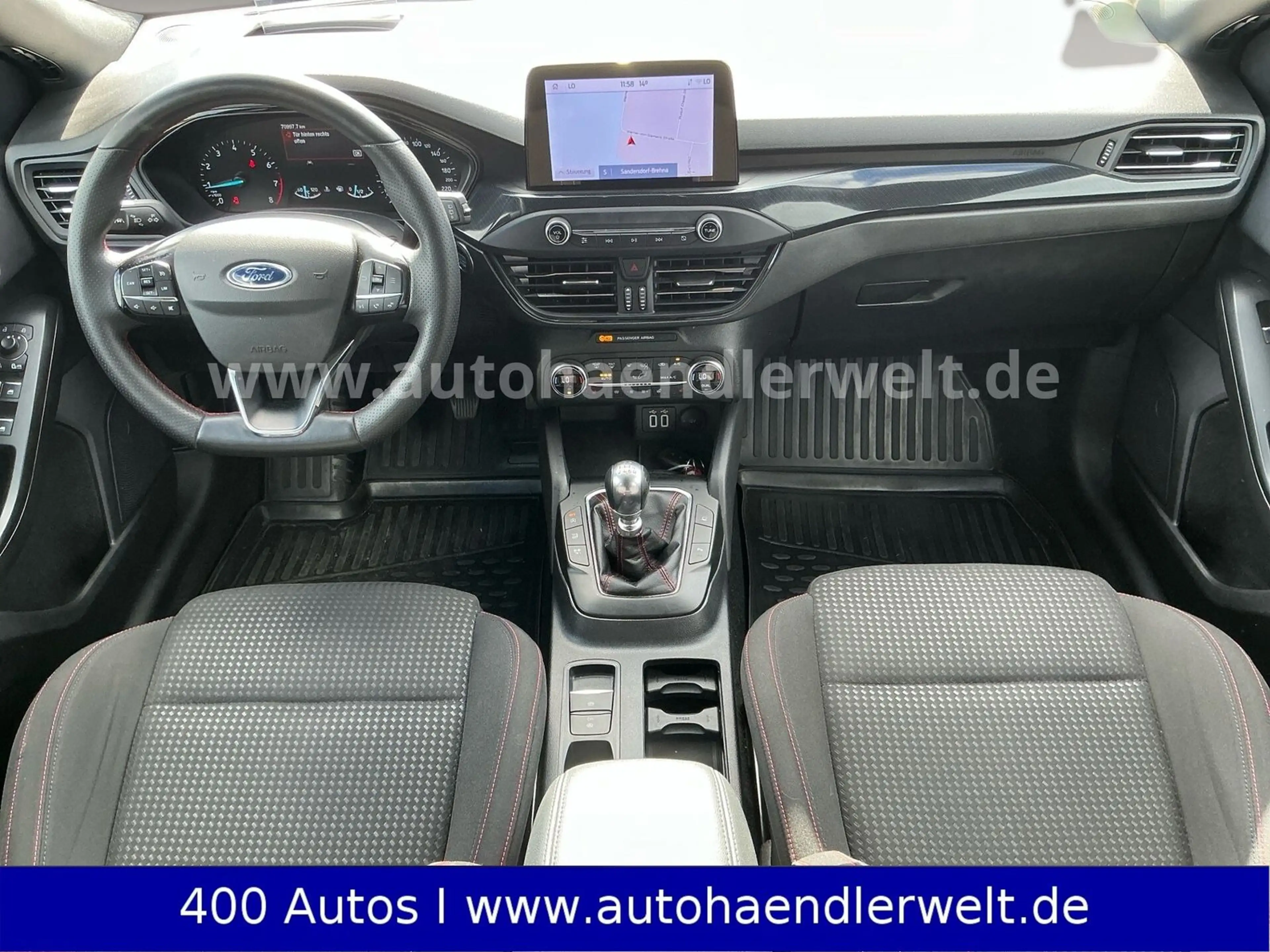 Ford Focus Turnier 1.0 EcoBoost ST-Line — photo 11