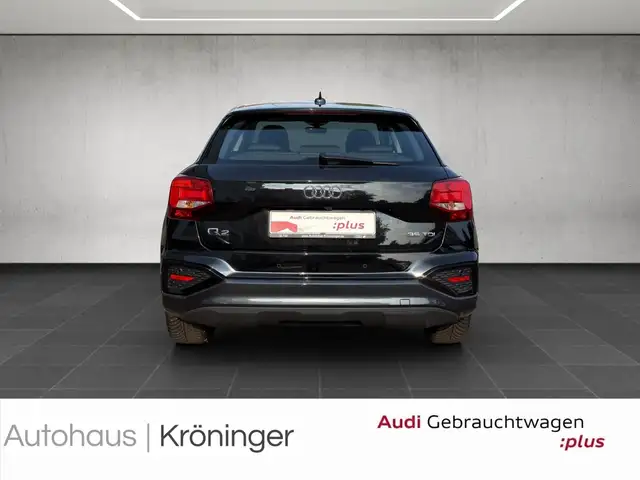Audi Q2 view 6