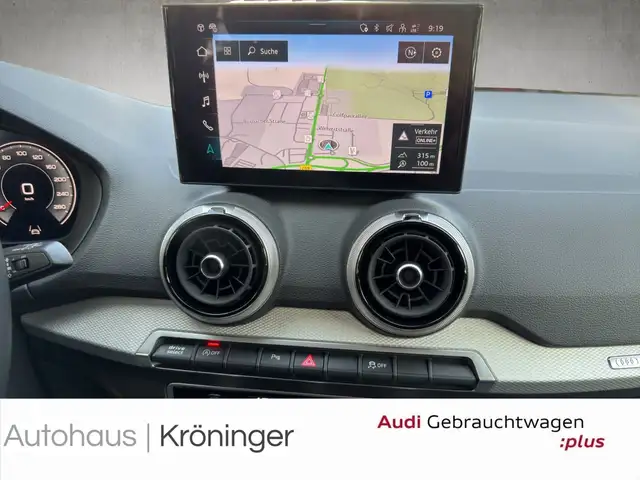 Audi Q2 view 15